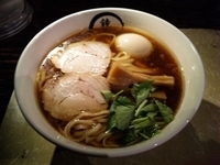 「極（醤油） （大盛）」@らーめん愉悦処 鏡花の写真