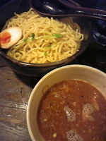 「つけめん（あつもり） 750円」@燈の車の写真
