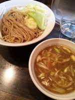 「濃厚味玉つけ麺 大盛り」@極濃つけ麺 ブンブンマルの写真