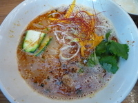 「紅豚 900円 + 日本一のこだわり卵かけご飯 310円」@麺劇場 玄瑛の写真