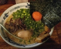 「全部入りらぁめん（麺普通）」@九州ラーメン 成竜の写真