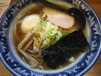 「味玉醤油らぁめん（780円）」@○屋製麺店の写真