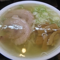 「塩ラーメン550円」@青竹手打ちラーメン 麺屋ばくの写真