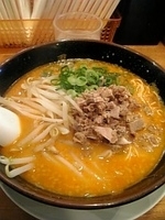 「辛味噌とんこつらーめん+替え玉（無料）」@博多風龍 秋葉原店の写真