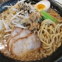 「魚介ガッツリラーメン 850円」@支那そば きび 桃太郎外伝の写真