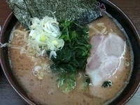 「らーめん（650円）+半ライス（100円）」@横浜家系 侍 渋谷店の写真