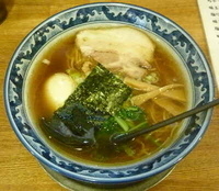 「味玉醤油らあめん（780円）」@○屋製麺店の写真