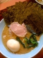 「のりたまらーめん」@横浜家系ラーメン 家家家 飯田橋店の写真