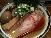 「特らぁめん+小ライス」@らぁめん 葉月の写真