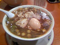 「中華そば+味玉」@末廣ラーメン本舗 高田馬場分店の写真