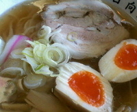 「煮たまごラーメン￥650」@青竹手打ちラーメン 日向屋の写真