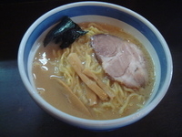 「らー麺（650円）+大盛（100円）」@九段 斑鳩の写真