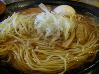 「醤油ラーメン（+味玉&麺1.5倍）」@らーめん麺之介の写真