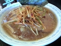 「らーめん+辛味ネギ」@らーめんはるか86の写真