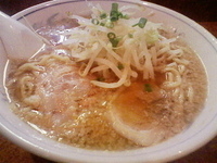「ラーメン（太麺・ニンニク）」@ラーメン 吉野の写真