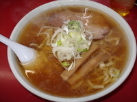 「手打ちラーメン （￥600）」@一品香 駒生店の写真