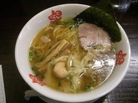 「エビわんたんめん醤油味」@らーめん 本竈の写真