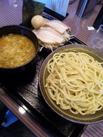 「マル得つけ麺 中盛り 氷締め」@三ツ矢堂製麺 ぐりーんうぉーく多摩店の写真