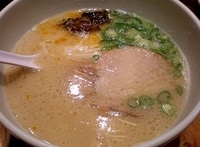 「白丸元味（麺ハリガネ）」@博多一風堂 上野広小路店の写真