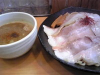 「とろ肉つけ麺（大盛り300g）」@とろ肉つけ麺 魚とんの写真