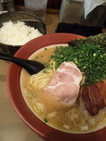 「細麺3品盛 ライス【1050円】」@誠屋 大森山王店の写真