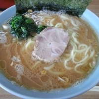 「ラーメン（650円）+固め・濃いめ」@奥津家の写真