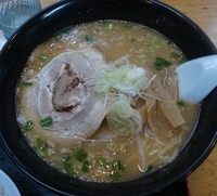 「味噌（太麺）、餃子、ライス」@にぼしらーめん日暮里一代の写真