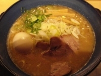 「まぐろてんがら（同額大盛）+味玉」@てんがららーめん 渋谷店の写真