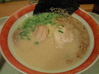 「とんこつラーメン（580円）」@那の福の写真
