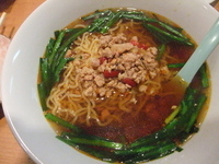 「台湾らーめん（200円）、チャーハン（280円）、台湾きゅうり（」@吉祥の写真