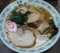 「特製ラーメン」@二葉 上荻店の写真