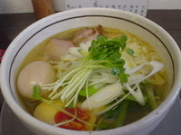 「味玉塩中華そば」@ラーメン専門店 E.Y 竹末の写真