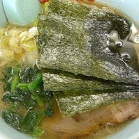 「醤油ラーメン￥590」@ラーメン山岡家 牛久店の写真