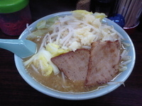 「とんこつモヤキャベラーメン（700円）」@ラーメン 三浦屋の写真