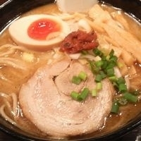 「塩らーめん・大盛（大盛無料） ￥700」@中華そば ことぶきやの写真