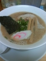 「濃厚らーめん（太麺）680円  + 茹で餃子330円」@麺処 ぼたん 栃木店の写真