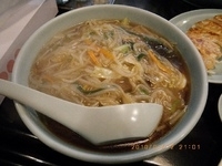 「もやしそば+餃子」@元祖ニュータンタンメン本舗 東神奈川店の写真