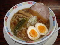 「白河ラーメン （￥650）」@らぁめん酒房 手打ちラーメン まるめしあんの写真