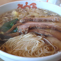 「チャーシューエビワンタンメン、大盛（麺硬め）」@狛食の写真