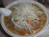 「味噌ラーメン（700円）マーボー豆腐（800円）」@満福の写真