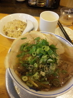 「チャーシュー麺 半チャーハンセット【950円!?】」@神戸ラーメン 第一旭 八丁堀店の写真