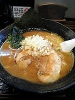 「黒響らぁ麺+大盛」@麺屋 響の写真