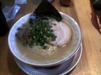「豚骨醤油（長浜）ラーメン」@博多長浜らーめん 六角堂 清新店の写真