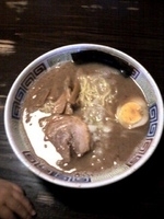 「とんこつ醤油（麺固め）」@長浜らーめん 相模原店の写真