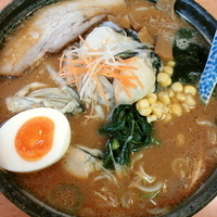 「牡蠣らーめん（特製味噌・麺硬め）¥1,030」@創作味噌らーめん れんげ屋の写真