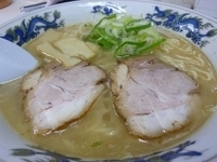 「塩ラーメン（700円）」@元祖北海道旭川ラーメン ぺーぱんの写真