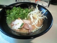 「ど とんこつラーメン ねぎ脂風味」@どとんこつ良 本店の写真