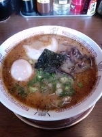 「醤油味玉ラーメン」@哲麺 めじろ台店の写真
