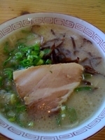 「豚骨十割￥500」@ぎょらん亭 本店の写真