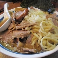 「飛優雅・大盛り 880円」@らーめん和屋の写真